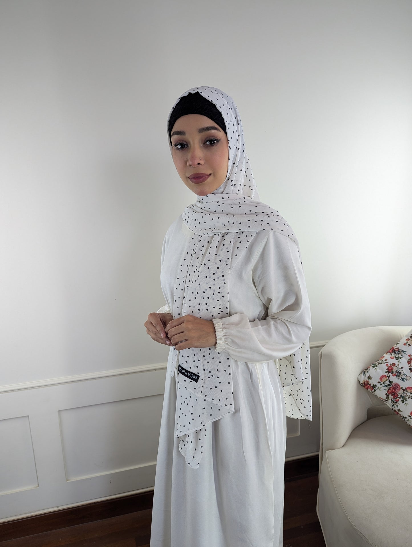 Rostai Me Amor - Printed Crinkled Georgette Instant Hijab